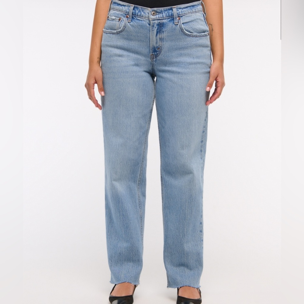 NWOT Abercrombie straight Jean